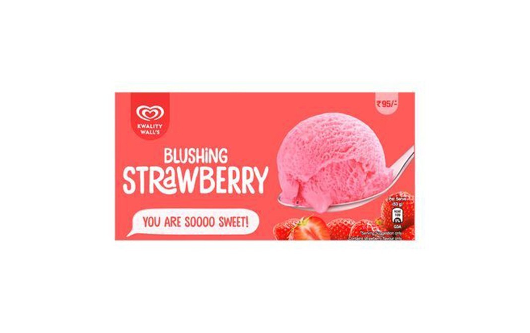 Kwality Walls Blushing Strawberry    Cup  700 millilitre